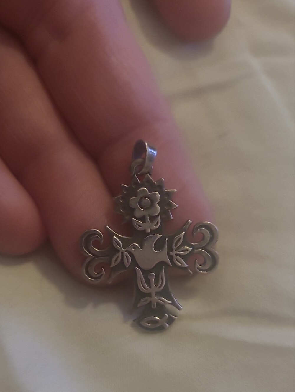 Retired James Avery Silver Dove Floral Cross Pendant - Picture 4 of 4